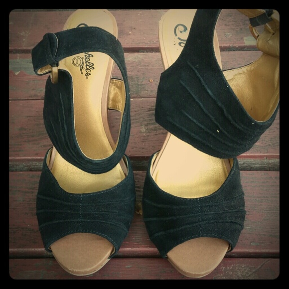 Seychelles Suede Sandals 9.5