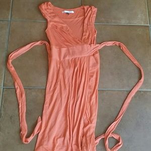 Diane Von Furstenberg size 4 wrap dress