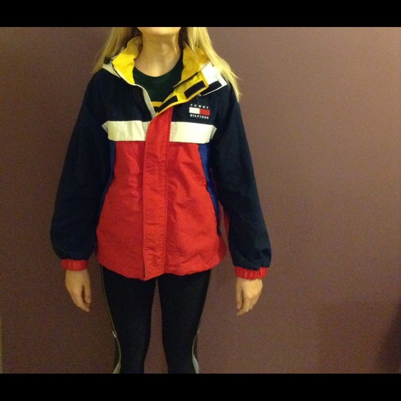 AUTHENTIC TOMMY HILFIGER JACKET