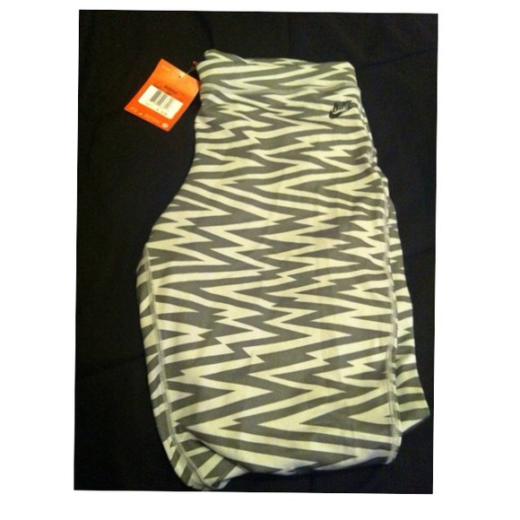 Nike Dri-Fit Printed Leggings