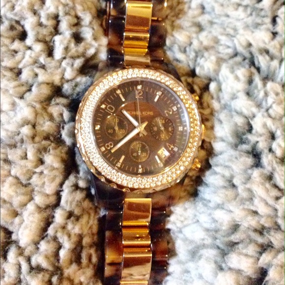 SOLD on VINTED 💯% Authentic Michael Kors Watch - Picture 1 of 4