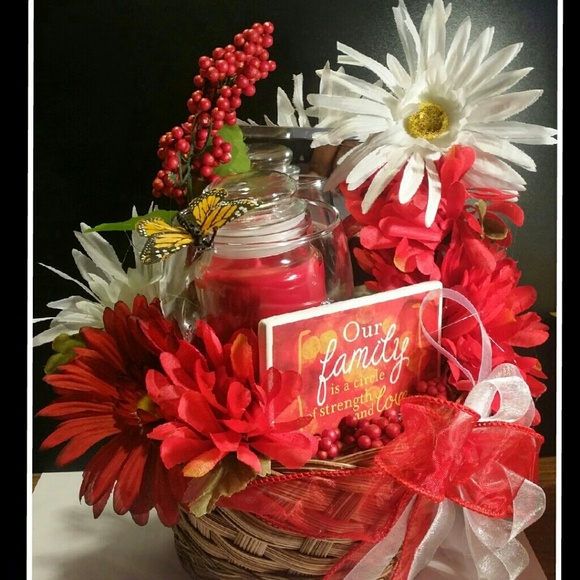 Hand Designed Gifts Baskets - Picture 3 of 4