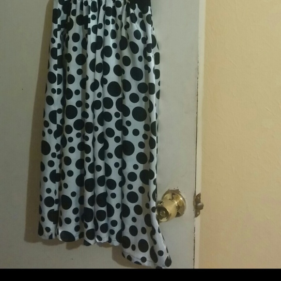 Dress - Picture 2 of 4