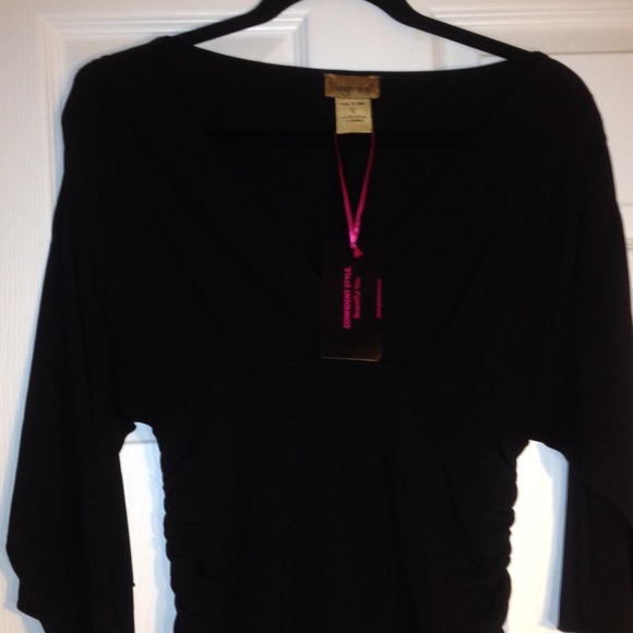 Scrunched Top, Black Batwing