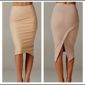 Faux leather pencil skirt