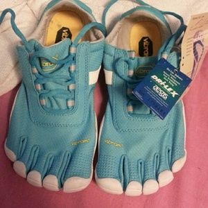 Vibram Five finger shoes