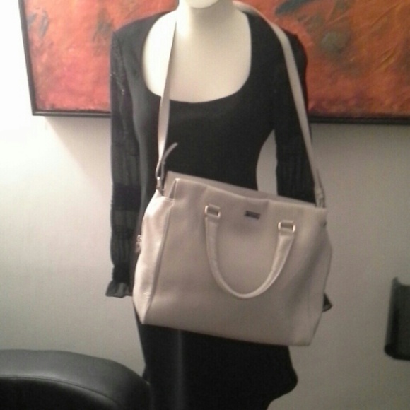 GIFTED @anniefannie77*(check her out) Kate Spade - Picture 2 of 4