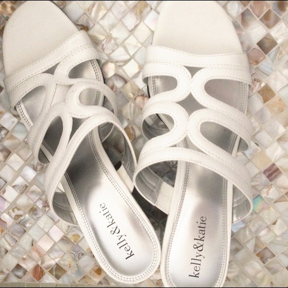 Kelly & Katie strappy wedge sandals