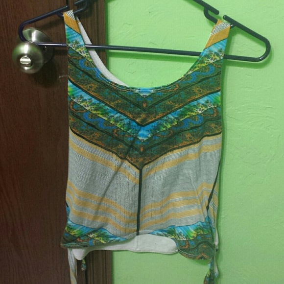 Cute Aztec Print Tanktop!!