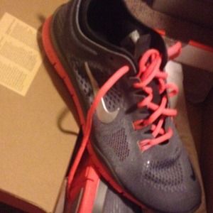 Nike free 5.0 grey&pink