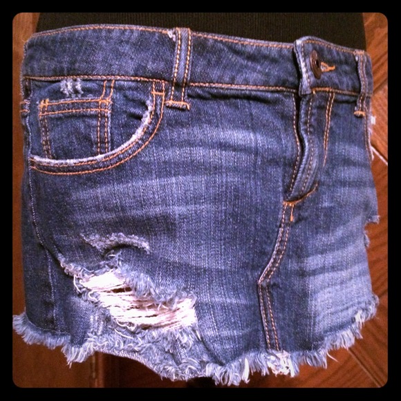 💙Destructed Jean Skirt💙