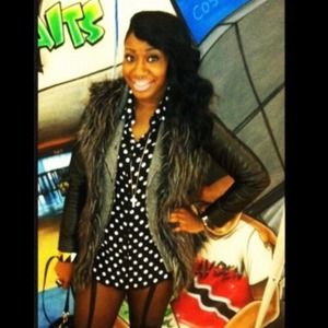 🔥Forever 21 Fury Vest 🔥