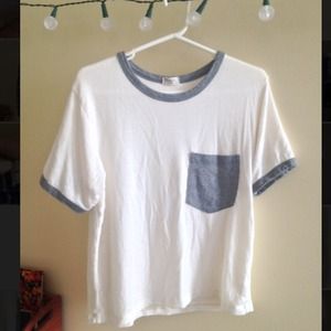 Grey pocket top from Brandy Melville. For jalee07