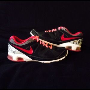 Nike max air (hot pink/women's)