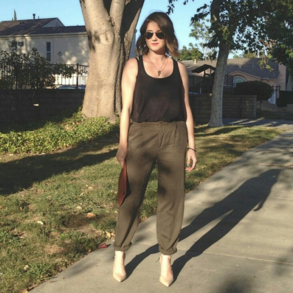 Pants - *HP Everyday Essentials* Flowy Army Green Pants Pants - *HP Everyday Essentials* Flowy Army Green Pants