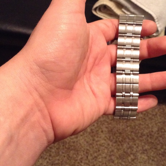 Watch - Picture 2 of 2