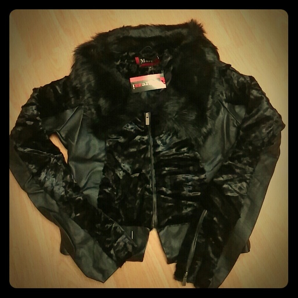 Marezzi Jackets & Blazers - Hold! Marezzi black leather/fur jacket.