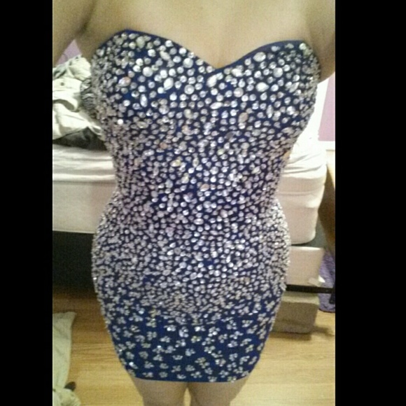 Royal blue homecoming dress - Picture 3 of 4
