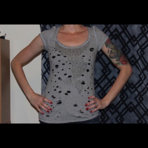 Super cute grey holy shirt