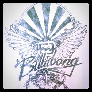 NWOT Billabong tshirt