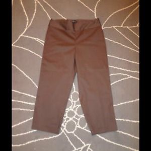 Brown Dress Capri