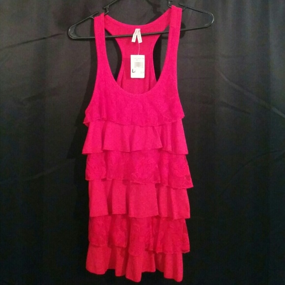 Red lace layered tank