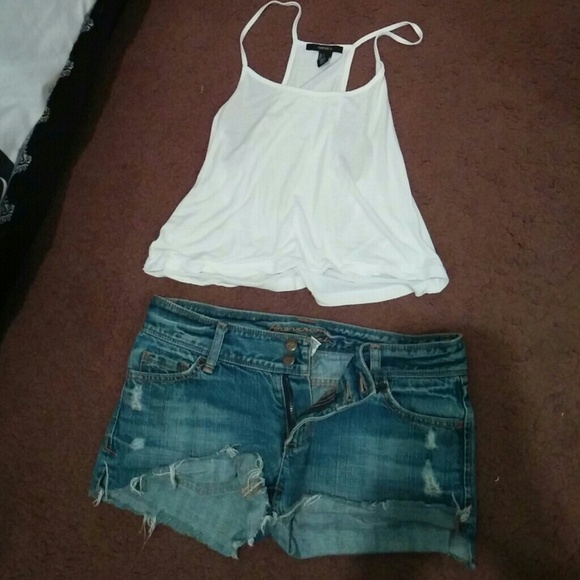 Spaghetti strap crop top