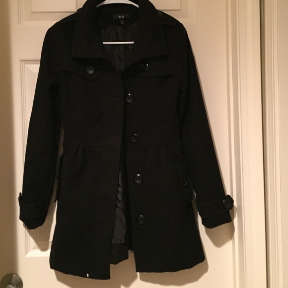 Classy & feminine peacoat - Picture 1 of 4