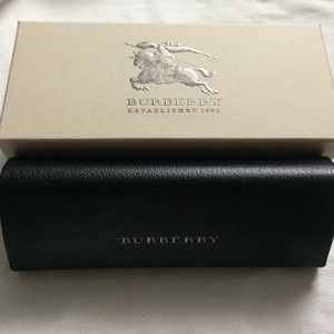 New Burberry sunglasses case