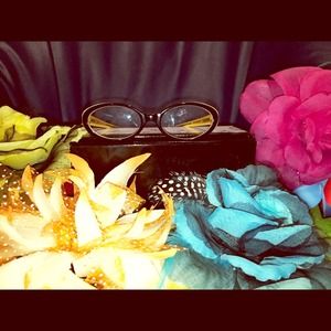 Prescription eye glasses