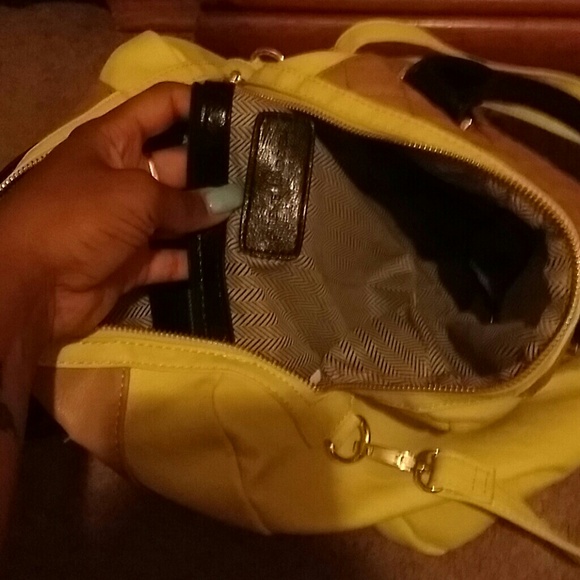 👑 Steve Madden Handbag👑 - Picture 3 of 4