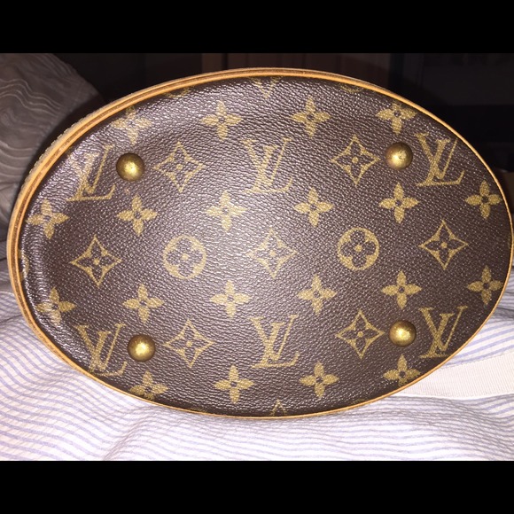 100% authentic Louis Vuitton bucket bag - Picture 2 of 4
