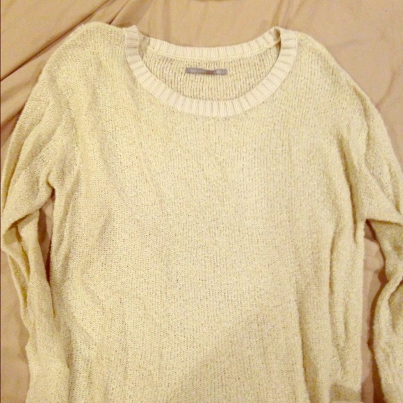 ❌SOLD❌Cream sweater