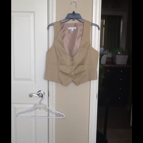 Kaki Vest from NY&Co