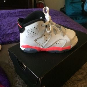 Air Jordan Retro VI White/Infrared