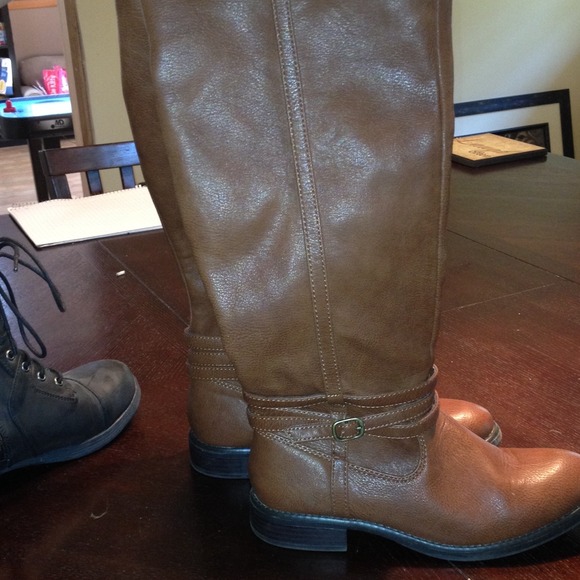 Brown boots