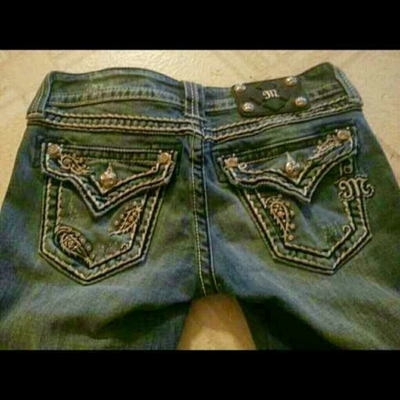 FLASH SALE Euc miss me jeans. Size 26 inseam 32.