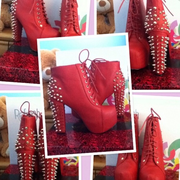 "From 40 to 30" Red Studded Boots