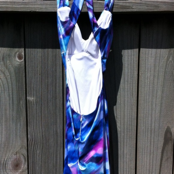 Prom dress - Picture 3 of 3