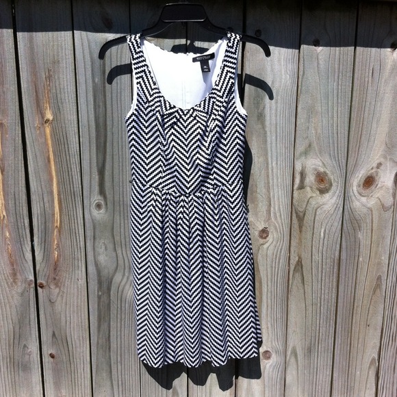 White House Black Market dress - Picture 1 of 2