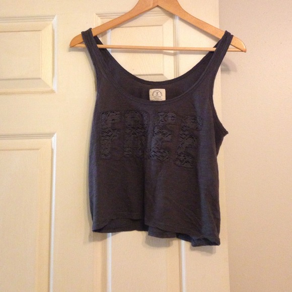 Crop top