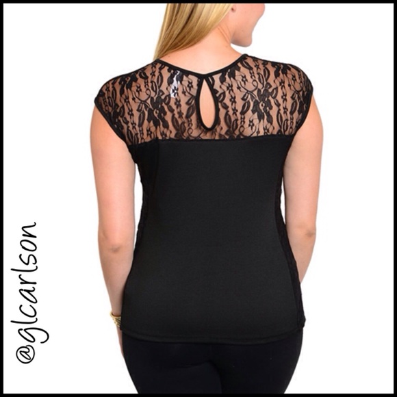 SOLD OUT 🎉🎉HP🎉🎉Black With Lace Plus Size Top - Picture 2 of 3