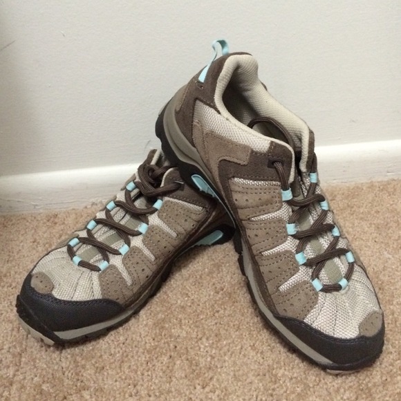 Womens Columbia Hiking Shoes NWOB