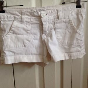 Cute white shorts