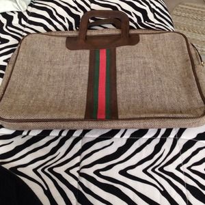 Laptop bag