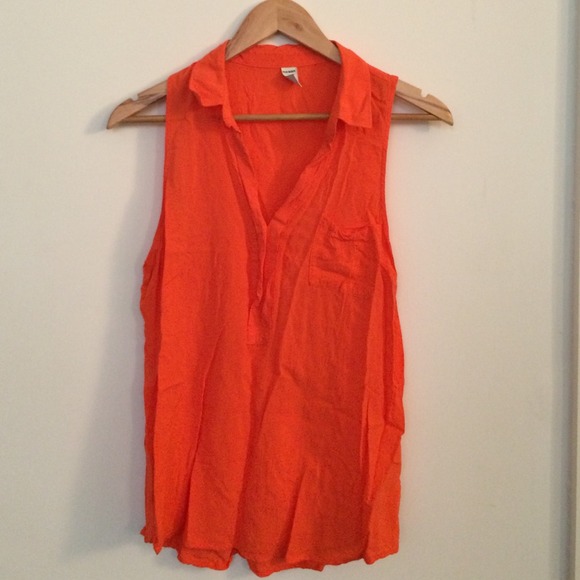 FINAL DAY! Old Navy Bright Coral Tank