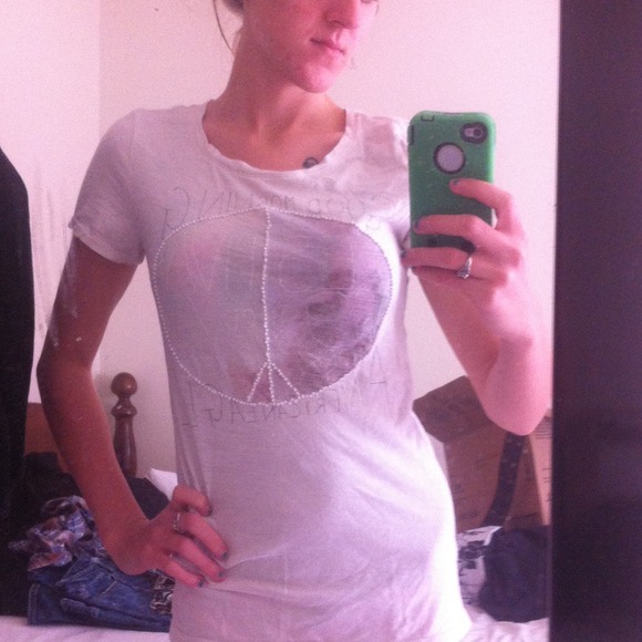 American eagle outfitters white t-shirt