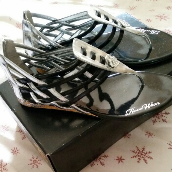 Sandles - Picture 4 of 4