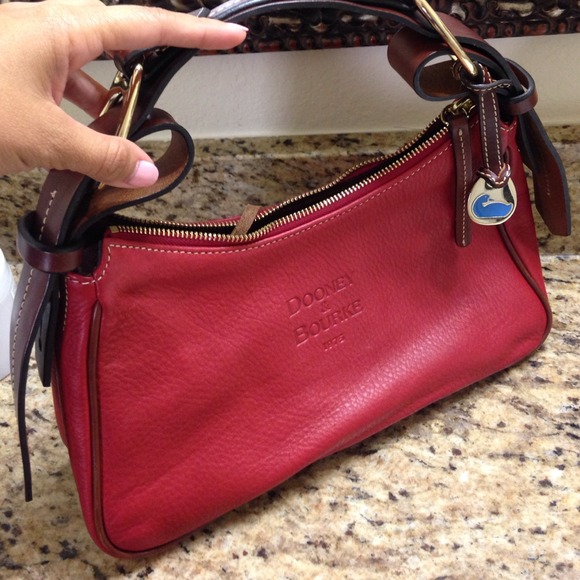 Dooney & Bourke Handbag.! Reduced!!!