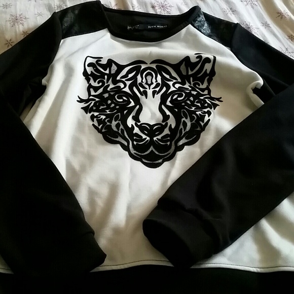 Sweater - Picture 2 of 2